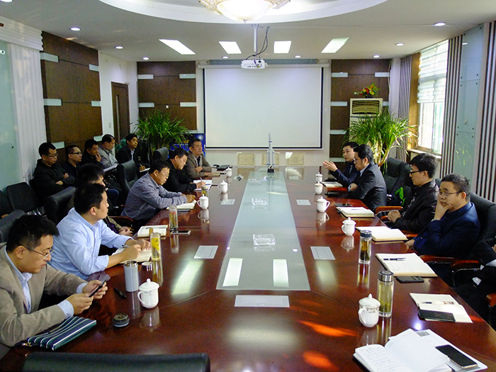 山东火博体育在线集团主要领导参会