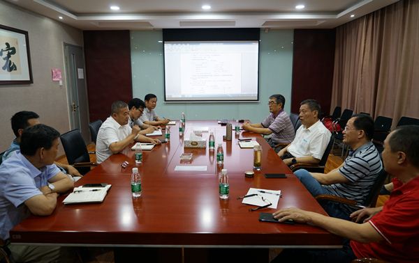 区政协主席张昭森到火博体育在线集团调研