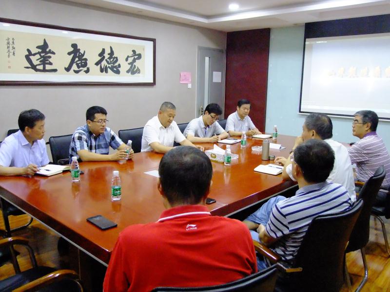 区政协主席张昭森到火博体育在线集团调研