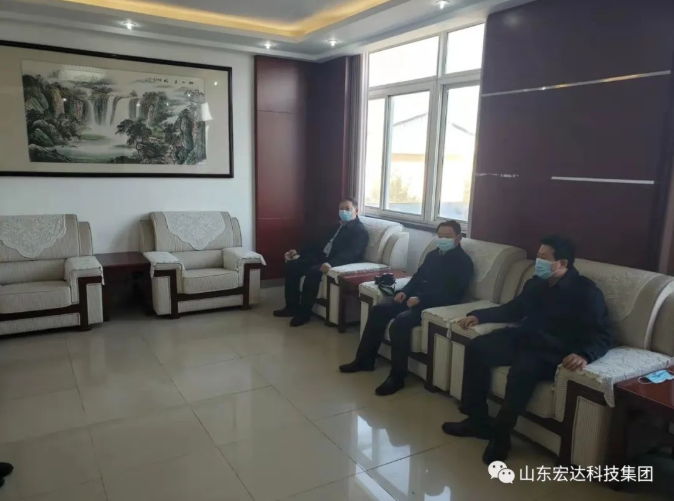山东火博体育在线集团副总经理张广义到开发区派出所慰问